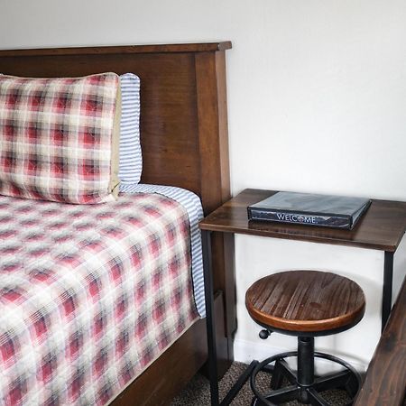 Mt Williamson Motel&Basecamp Independence Esterno foto